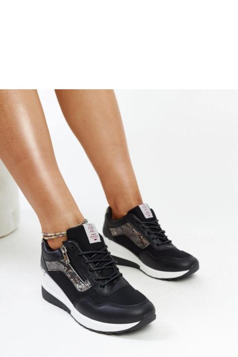 Czarne sneakersy damskie na koturnie CROSS JEANS - Solea Czarne sneakersy damskie na koturnie CROSS JEANS - Solea
