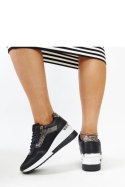 Czarne sneakersy damskie na koturnie CROSS JEANS - Solea