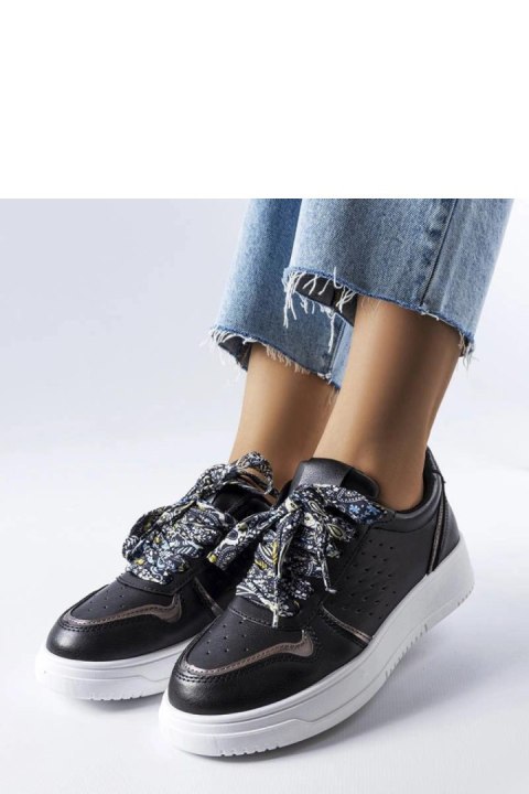 Czarne sneakersy wiązane wstążką Pryor - Solea Czarne sneakersy wiązane wstążką Pryor - Solea