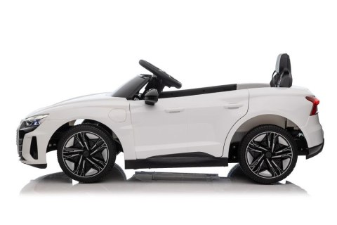 LEAN CARS Auto Na Akumulator Audi E- Tron GT QLS-6888 Białe LEAN CARS Auto Na Akumulator Audi E- Tron GT QLS-6888 Białe