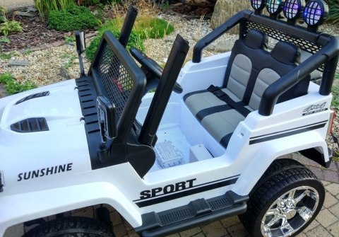 LEAN CARS Auto na Akumulator S2388 Jeep Biały 4x45W LEAN CARS Auto na Akumulator S2388 Jeep Biały 4x45W