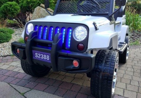 LEAN CARS Auto na Akumulator S2388 Jeep Biały 4x45W LEAN CARS Auto na Akumulator S2388 Jeep Biały 4x45W
