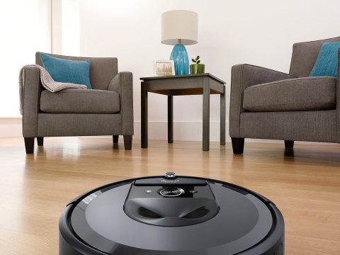 IROBOT Robot sprzątający iRobot Roomba i7 (WYPRZEDAŻ) IROBOT Robot sprzątający iRobot Roomba i7 (WYPRZEDAŻ)