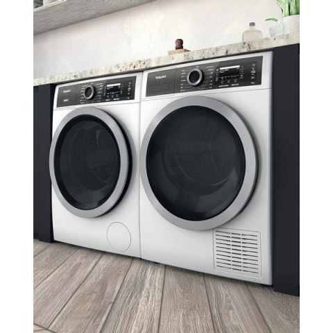 Hotpoint Suszarka z pompą ciepła HOTPOINT H8 D94WB EU Hotpoint Suszarka z pompą ciepła HOTPOINT H8 D94WB EU