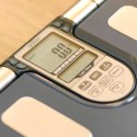 OMRON Waga z analizatorem składu ciała Omron Body Comp Monitor BF511 Blue HBF-511B-E