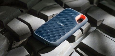 SanDisk Dysk zewnętrzny SSD SanDisk Extreme Portable (4TB; USB 3.2; 1050 MB/s; SDSSDE61-4T00-G25) SanDisk Dysk zewnętrzny SSD SanDisk Extreme Portable (4TB; USB 3.2; 1050 MB/s; SDSSDE61-4T00-G25)