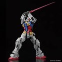 BANDAI RG 1/144 RX-78-2 GUNDAM Ver. 2.0