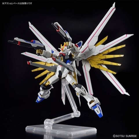 BANDAI HGCE 1/144 MIGHTY STRIKE FREEDOM GUNDAM BANDAI HGCE 1/144 MIGHTY STRIKE FREEDOM GUNDAM
