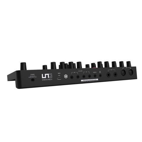 IK MULTIMEDIA IK Uno Synth Pro X - Syntezator analogowy IK MULTIMEDIA IK Uno Synth Pro X - Syntezator analogowy