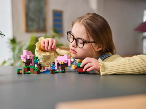 Lego LEGO Minecraft 21260 Wiśniowy ogród Lego LEGO Minecraft 21260 Wiśniowy ogród