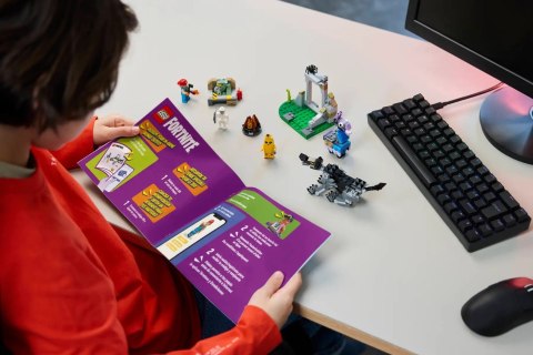 Lego LEGO FORTNITE 77075 PEELY & SPARKPLUG'S CAMP Lego LEGO FORTNITE 77075 PEELY & SPARKPLUG'S CAMP