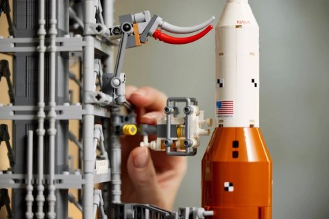 Lego LEGO Icons 10341 Rakieta SLS NASA Artemis Lego LEGO Icons 10341 Rakieta SLS NASA Artemis