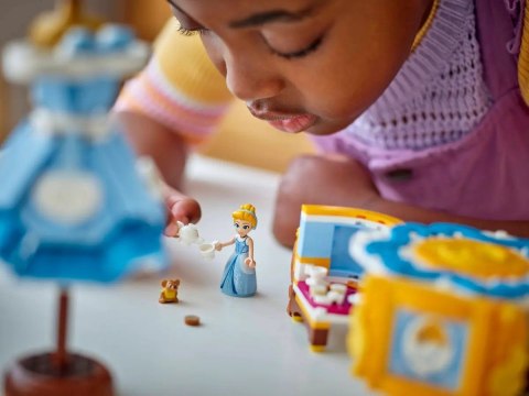 Lego LEGO DISNEY PRINCESS 43266 Suknia Kopciuszka Lego LEGO DISNEY PRINCESS 43266 Suknia Kopciuszka