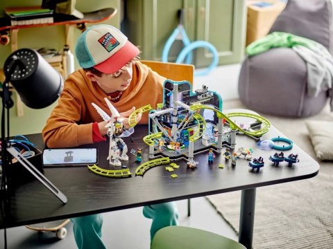 Lego LEGO City 60421 Park Świat robotów z rollercoasterem Lego LEGO City 60421 Park Świat robotów z rollercoasterem