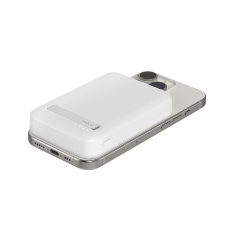 Belkin BELKIN POWERBANK BOOSTCHARGE PRO 8000 MAH 15W QI2 MAGSAFE BIAŁY Belkin BELKIN POWERBANK BOOSTCHARGE PRO 8000 MAH 15W QI2 MAGSAFE BIAŁY