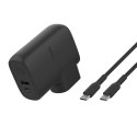 Belkin Ładowarka z Powerbankiem Belkin BoostCharge Hybrid Wall Charger 25W + Power Bank 5K + Travel Adapter Kit 1xUSB-A + 1xUSB-C PD3.0