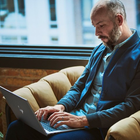 Hewlett-Packard HP ZBook Firefly 14 G10 Ryzen 5 PRO 7640HS 14"WUXGA 250nits AG 16GB DDR5 5600 SSD512 Radeon 760M W11Pro 3Y OnSite Hewlett-Packard HP ZBook Firefly 14 G10 Ryzen 5 PRO 7640HS 14"WUXGA 250nits AG 16GB DDR5 5600 SSD512 Radeon 760M W11Pro 3Y OnSite