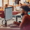 POLY Poly Zestaw słuchawkowy Voyager Focus 2 z certyfikatem Microsoft Teams USB-C-C + przejściówka USB-C/A 9T9J4AA#AC3