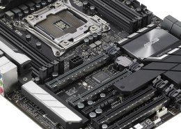 ASUS ASUS WS X299 PRO 1x Socket 2066, 8x UDIMM Non-ECC, NVIDIA 3-Way SLI, AMD 3-Way CrossFireX, 2x 1Gb Intel I210-AT, 4x USB 3.0, 4x 