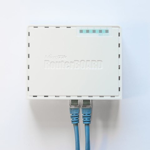 MikroTik Router Mikrotik hEX (RB750Gr3) Total Ethernet Ports:5; Architecture:MMIPS; CPU core:2 MikroTik Router Mikrotik hEX (RB750Gr3) Total Ethernet Ports:5; Architecture:MMIPS; CPU core:2