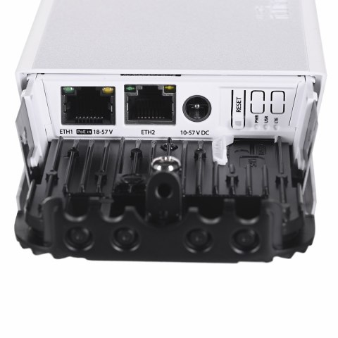 MikroTik Router WiFi 5 LTE Mikrotik wAP ac LTE6 kit (RBwAPGR-5HacD2HnD&R11e-LTE6) LTE: Cat 6 MikroTik Router WiFi 5 LTE Mikrotik wAP ac LTE6 kit (RBwAPGR-5HacD2HnD&R11e-LTE6) LTE: Cat 6