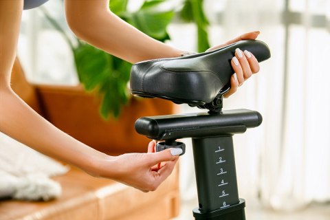 OVICX Rower stacjonarny, magnetyczny OVICX Q200X z ekranem dotykowym 15,6" TFT, WIFI bluetooth&app (WYPRZEDAŻ) OVICX Rower stacjonarny, magnetyczny OVICX Q200X z ekranem dotykowym 15,6" TFT, WIFI bluetooth&app (WYPRZEDAŻ)