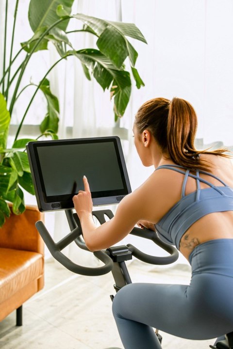 OVICX Rower stacjonarny, magnetyczny OVICX Q200X z ekranem dotykowym 15,6" TFT, WIFI bluetooth&app (WYPRZEDAŻ) OVICX Rower stacjonarny, magnetyczny OVICX Q200X z ekranem dotykowym 15,6" TFT, WIFI bluetooth&app (WYPRZEDAŻ)