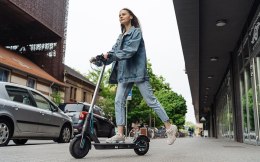 Motus Hulajnoga motus Scooty 8,5 (kolor turkusowy)