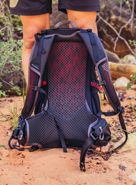 Gregory Plecak trekkingowy damski Gregory Zulu 20 LT - Volcanic black Gregory Plecak trekkingowy damski Gregory Zulu 20 LT - Volcanic black