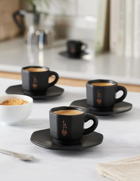 BIALETTI Bialetti zestaw 4 czarnych filiżanek ze spodkami BIALETTI Bialetti zestaw 4 czarnych filiżanek ze spodkami