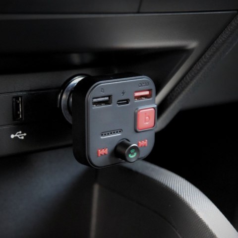 SAVIO SAVIO TR-15 TRANSMITER FM Z WYŚWIETLACZEM, BLUETOOTH I ŁADOWARKĄ PD USB-C USB-A QUICK CHARGE, BASS BOOST SAVIO SAVIO TR-15 TRANSMITER FM Z WYŚWIETLACZEM, BLUETOOTH I ŁADOWARKĄ PD USB-C USB-A QUICK CHARGE, BASS BOOST