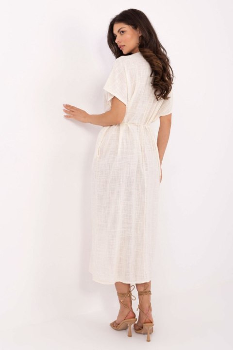 Sukienka Model TW-SK-BI-2022126.59 Light Beige - Och Bella Sukienka Model TW-SK-BI-2022126.59 Light Beige - Och Bella