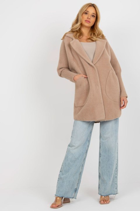 Płaszcz Damski Model MBM-PL-1517.00P Beige - MBM Płaszcz Damski Model MBM-PL-1517.00P Beige - MBM