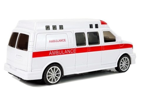 LEAN Toys Ambulans Karetka Pogotowia z Napędem Dźwięk Syrena Światła