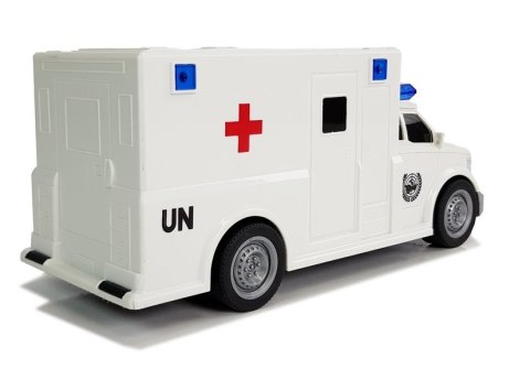 LEAN Toys Auto Ambulans z napędem Karetka Pogotowia 1:20 z dźwiękiem
