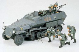 German Hanomag Sd kfz 251/1 Tamiya