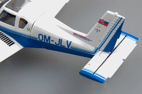 Model plastikowy ZLIN Z-42M Hobby Boss Model plastikowy ZLIN Z-42M Hobby Boss