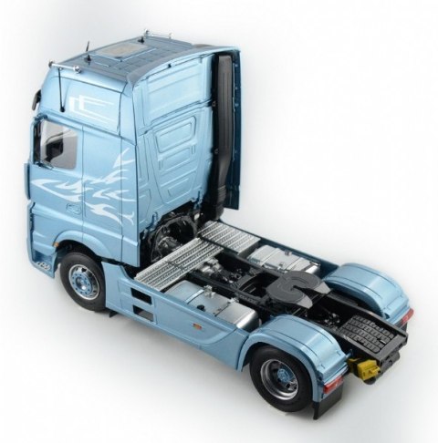 Mercedes Benz Actros MP4 Gigaspace Italeri Mercedes Benz Actros MP4 Gigaspace Italeri