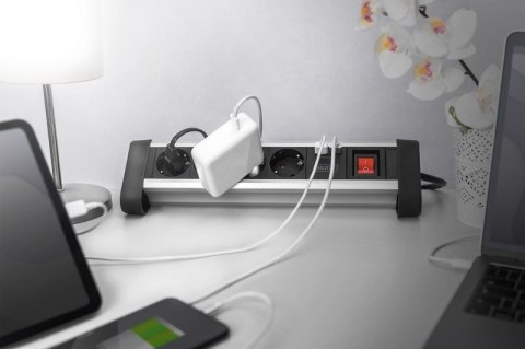 Listwa zasilająca biurowa 45° 4 gniazdowa, 2x USB (5V/2A) z możliwością obrotu o 290° aluminiowa HQ Digitus