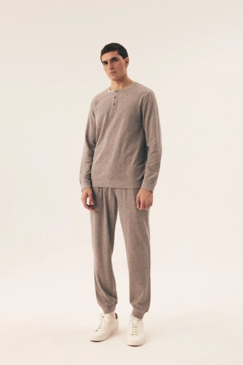 Piżama Męska Model Desert 42638-90X Grey - Henderson Piżama Męska Model Desert 42638-90X Grey - Henderson