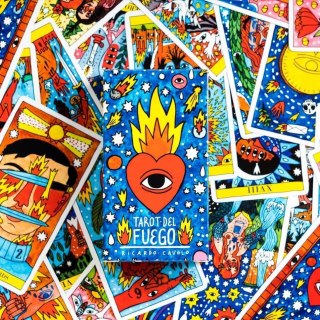 Karty Tarot del Fuego by Richardo Cavolo Bicycle