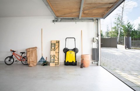 Zamiatarka S 4 Twin 1.766-360.0 Karcher Zamiatarka S 4 Twin 1.766-360.0 Karcher