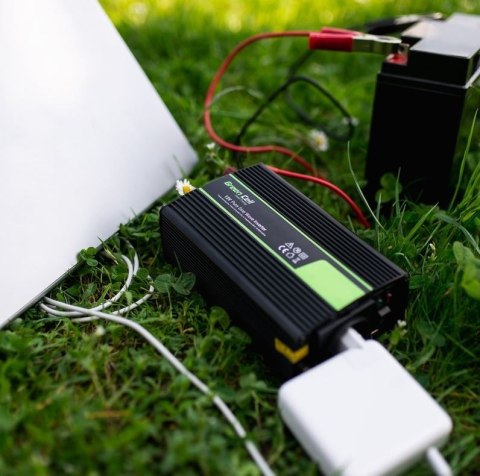Przetwornica Napięcia Inwerter 12V na 230V 1000W/2000W Modyfikowana sinusoida Green Cell Przetwornica Napięcia Inwerter 12V na 230V 1000W/2000W Modyfikowana sinusoida Green Cell