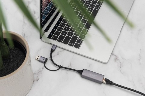 Karta sieciowa przewodowa USB 3.1 Typ C + USB A do 1x RJ45 2.5 Gigabit Ethernet 10/100/1000/2500Mbps Digitus