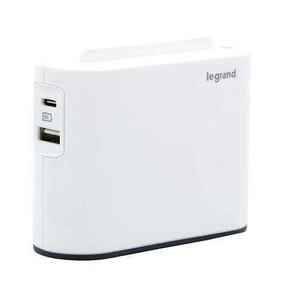 Rozgałęziacz 2x2P+USB AC Biało/czarny Legrand
