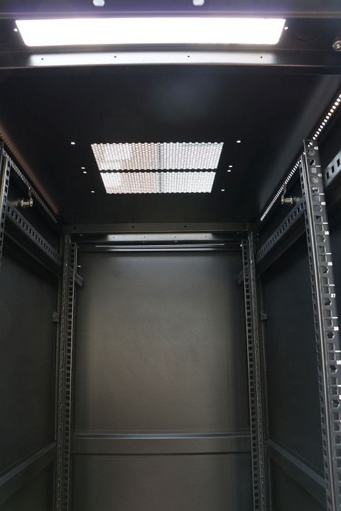 Szafa rack 42U 600x800mm czarna stojąca Extralink