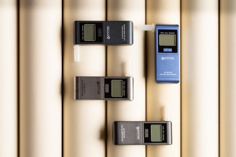 Alkomat elektrochemiczny ORO-X12 Pro niebieski ORO-MED Alkomat elektrochemiczny ORO-X12 Pro niebieski ORO-MED