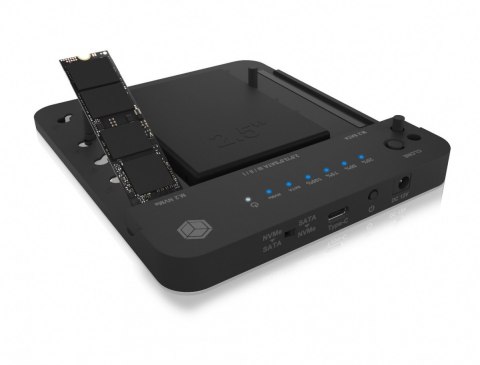 Stacja dokujÄca/klonujÄca IB-2915MSCL-C31 M.2 dla M.2 0NVMe i SATA 2,5/3,5 SSD/HDD