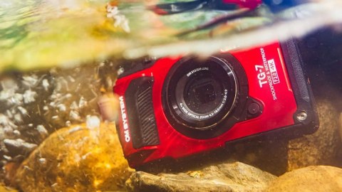 Aparat TG-7 czerwony Olympus