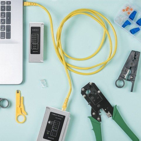 Modułowa zaciskarka do cięcia i zaciskania kabli Ethernet 8P 6P Qoltec Modułowa zaciskarka do cięcia i zaciskania kabli Ethernet 8P 6P Qoltec